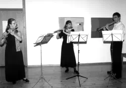 Les Chemins de Traverse - Barbara Minder, Isaline Dupraz et Matthieu Amiguet - 1999 -  Photo: Christophe Carisey