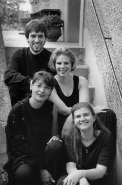 L'arbre à paroles - Spectacle contes et musique - Matthieu Amiguet, Barbara Minder, Alix Noble et Isaline Dupraz - 2003 - Photo: David Bolliger